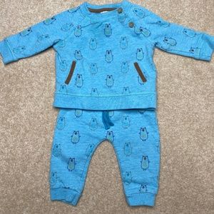 Mini club blue two piece boys sweat suit size 3–6 months-EUC